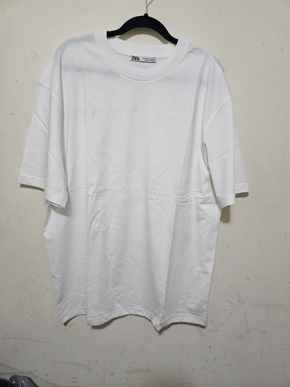 ZARA White Short Sleeve Crew Tee